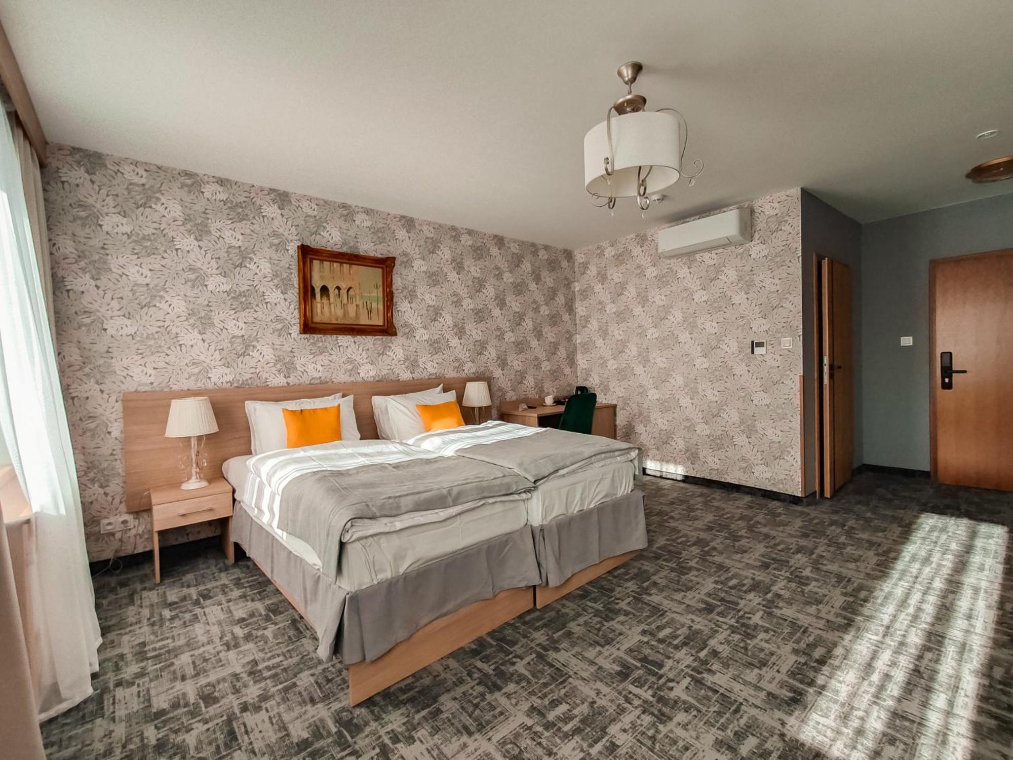 Sztuka Smaku - Restauracja I Hotelik Świdnica Eksteriør billede